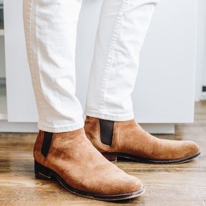 Men’s brown suede Chelsea boots.